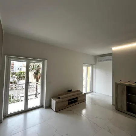 Seaside Beacon Home - New Apartamento San Benedetto del Tronto
